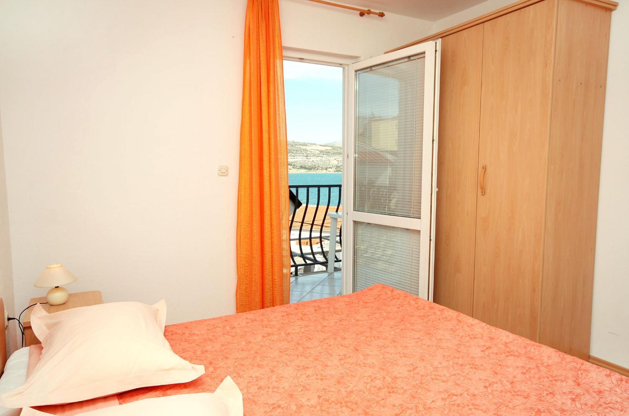 Apartments By The Sea Mastrinka, Ciovo - 4836 Трогир Номер фото